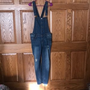 BRAND NEW! Super stretchy!